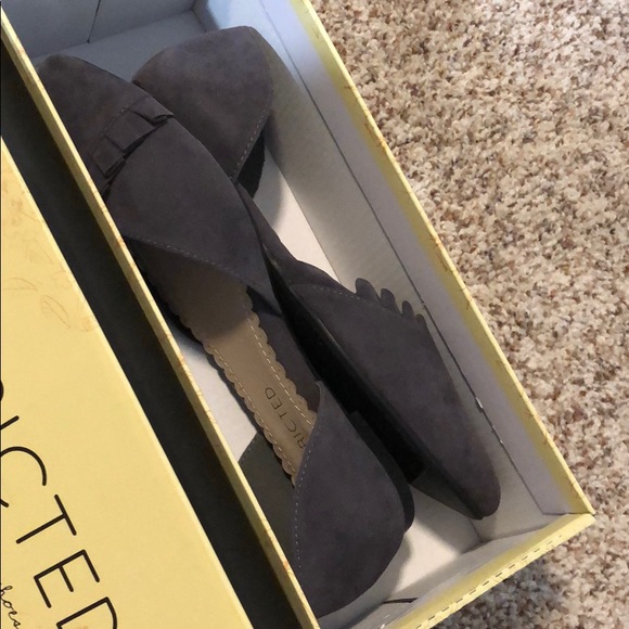 Grey Girly Grand Sandal - Picture 9 of 10